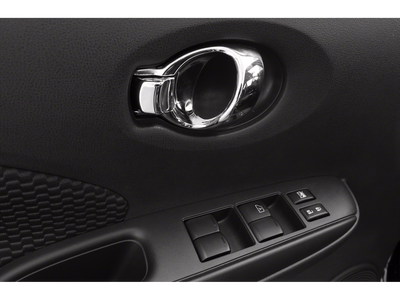 2015 Nissan Versa Note S (SR)