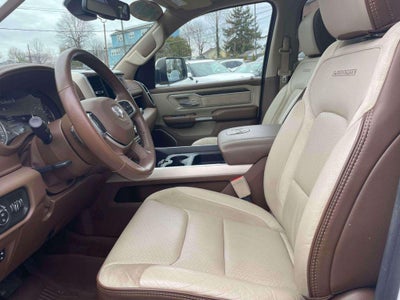 2020 RAM 1500 Laramie Crew Cab 4x4 64' Box