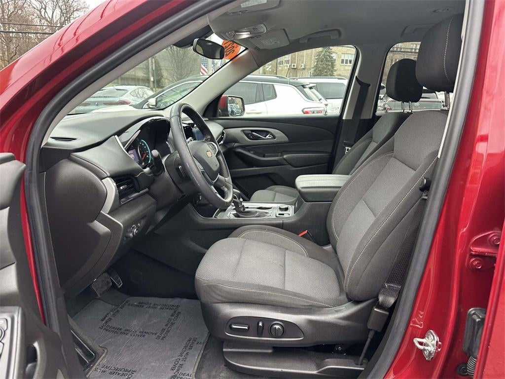 2021 Chevrolet Traverse AWD LT Cloth