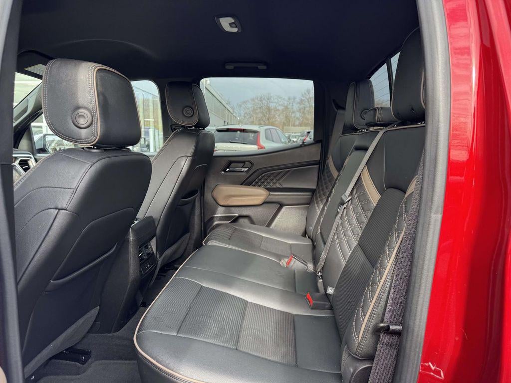 2023 GMC Canyon 4WD Crew Cab Short Box Denali