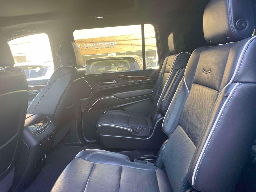 2024 Cadillac Escalade ESV 4WD Premium Luxury
