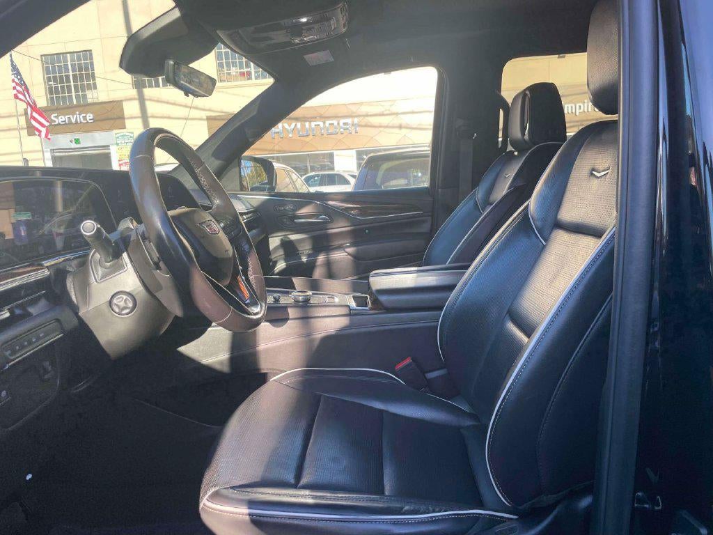 2024 Cadillac Escalade ESV 4WD Premium Luxury