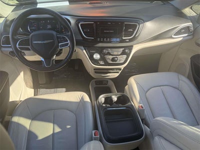 2019 Chrysler Pacifica Hybrid Touring L