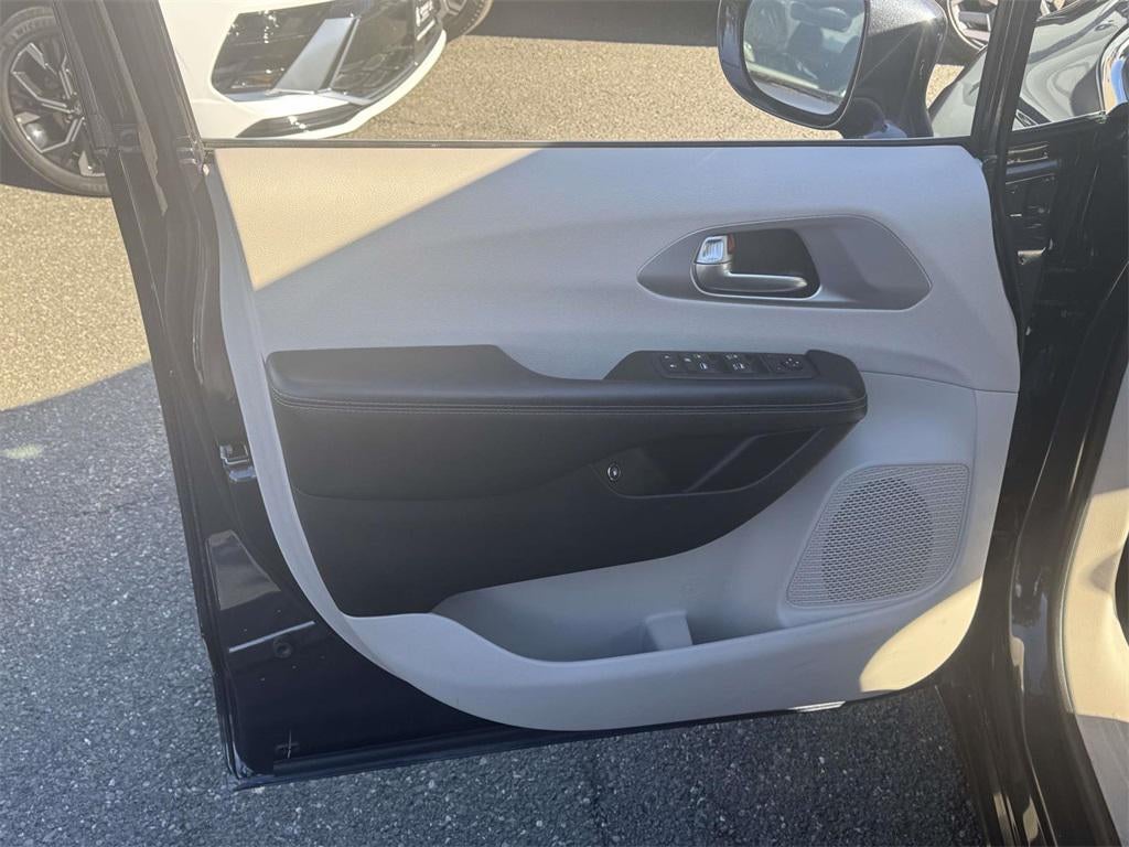 2019 Chrysler Pacifica Hybrid Touring L