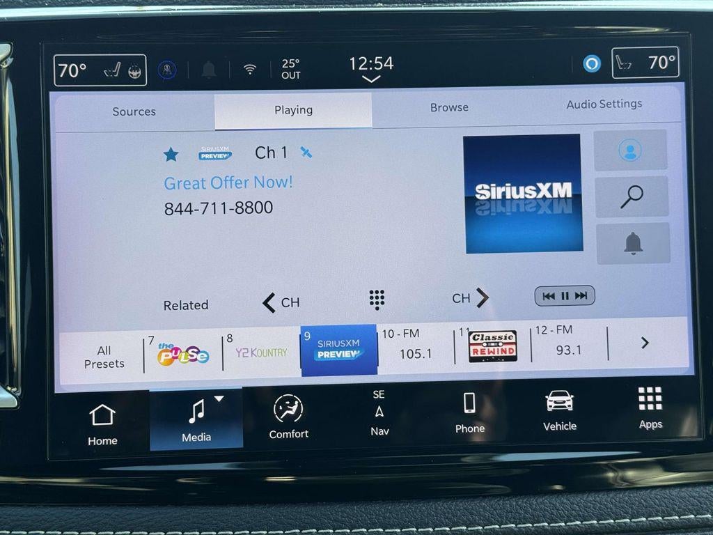 2024 Chrysler Pacifica Hybrid S Appearance Pkg