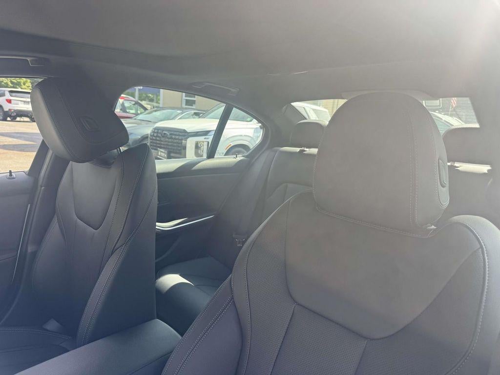 2026 BMW 330i xDrive NA