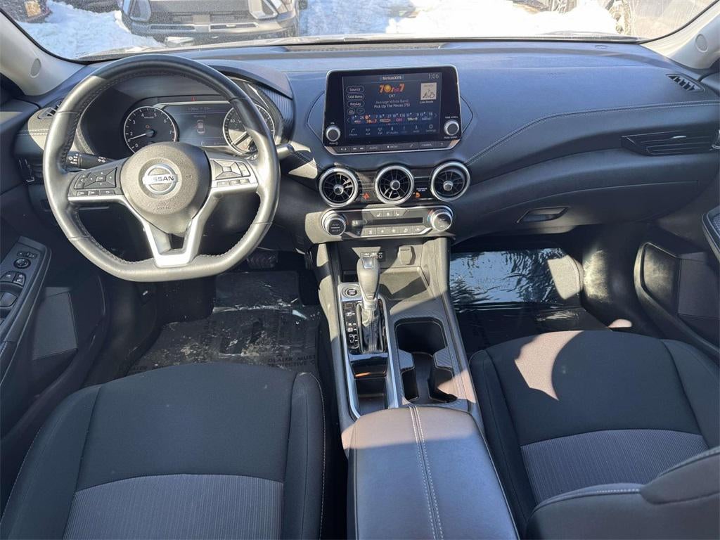 2022 Nissan Sentra SV Xtronic CVT