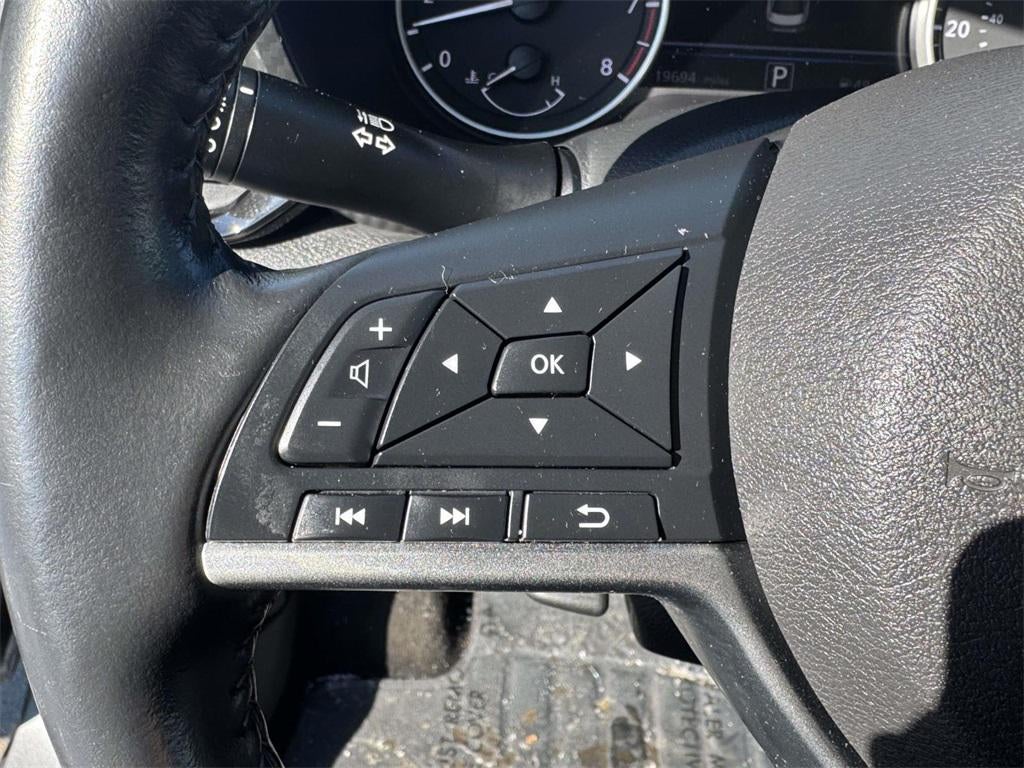 2022 Nissan Sentra SV Xtronic CVT