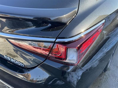 2021 Lexus ES 300h 300h