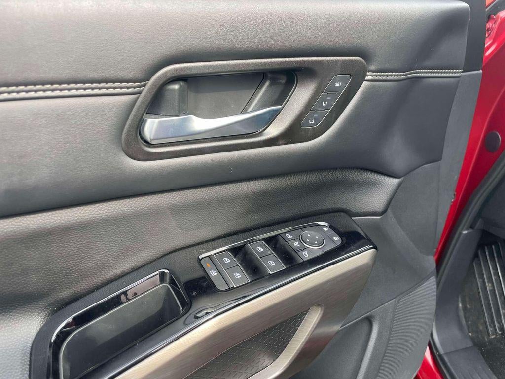 2023 Nissan Pathfinder Platinum 4WD