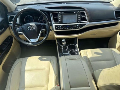 2017 Toyota Highlander XLE