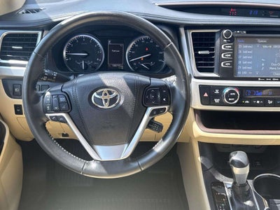 2017 Toyota Highlander XLE