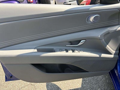 2025 Hyundai Elantra SEL Convenience