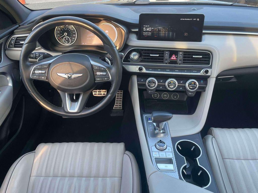 2023 Genesis G70 2.0T AWD