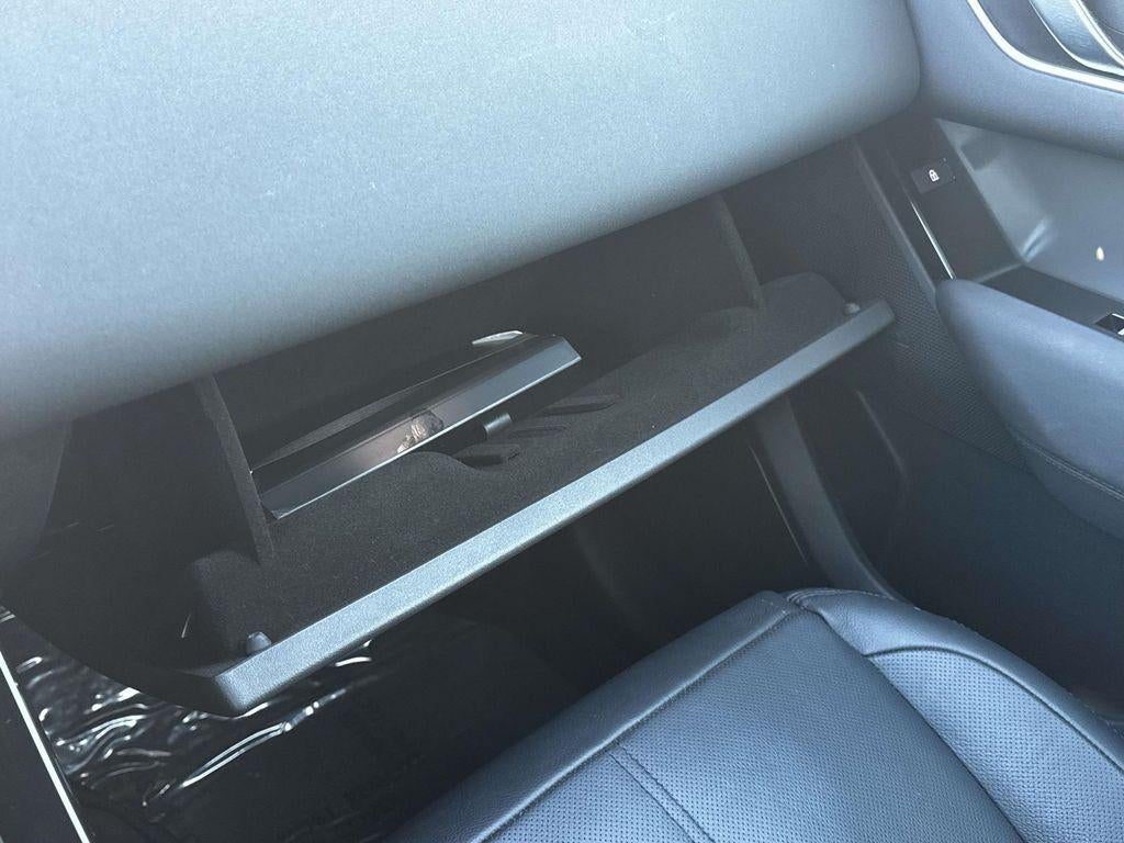 2025 Land Rover Range Rover Velar P250 Dynamic SE