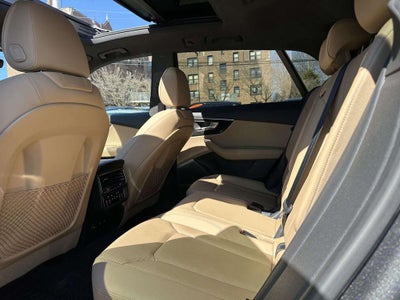 2023 Audi Q8 Premium Plus 55 TFSI quattro Tiptronic