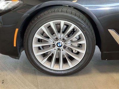 2023 BMW 530 i xDrive