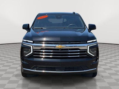 2025 Chevrolet Suburban LT