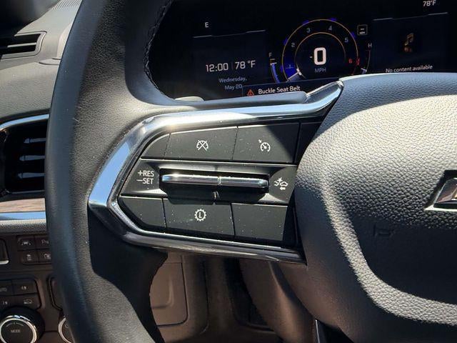 2025 Chevrolet Suburban LT