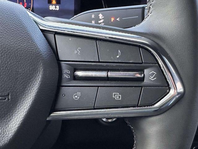 2025 Chevrolet Suburban 4WD LT