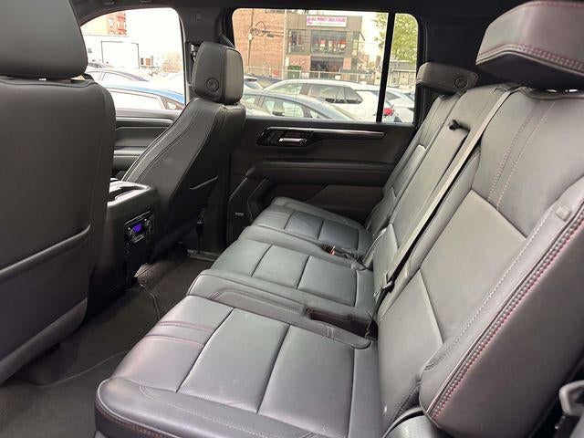2025 Chevrolet Suburban RST