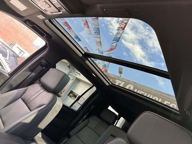2025 Chevrolet Suburban RST