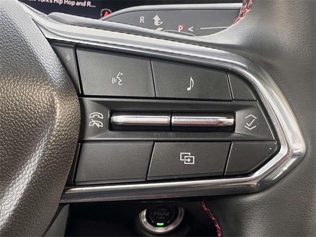 2025 Chevrolet Suburban 4WD RST