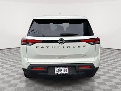 2022 Nissan Pathfinder S