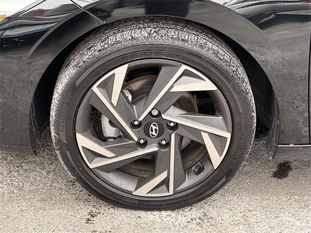 2024 Hyundai Elantra Hybrid Limited