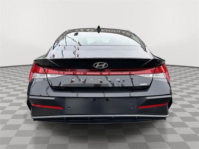 2024 Hyundai Elantra Hybrid Limited