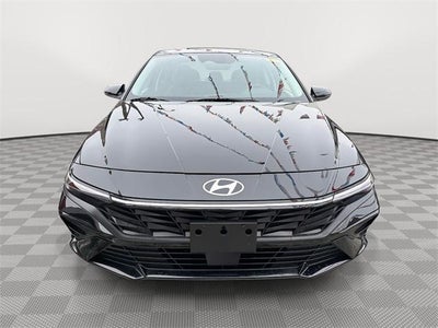 2024 Hyundai Elantra Hybrid Limited