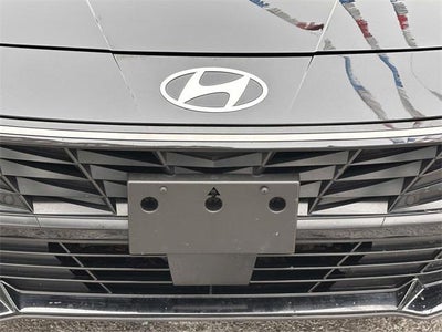 2024 Hyundai Elantra Hybrid Limited