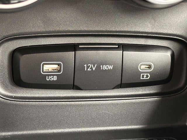 2023 Hyundai Venue SE