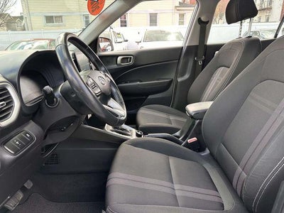 2023 Hyundai Venue SEL