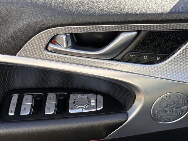 2023 Genesis G70 2.0T AWD