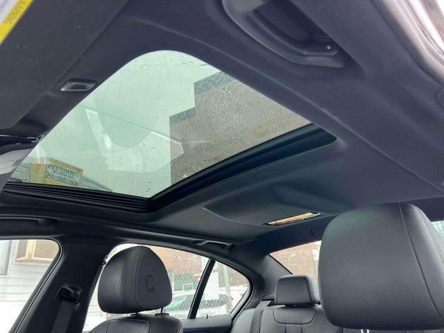 2022 BMW 530 i xDrive