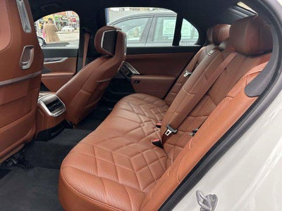2023 BMW 760 760i xDrive