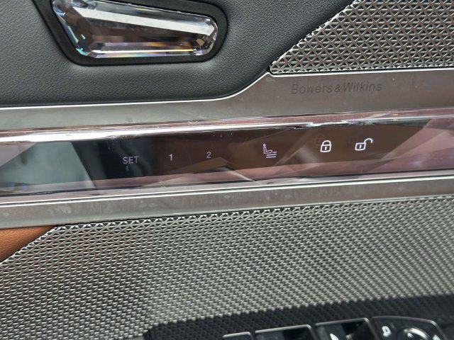 2023 BMW 760 760i xDrive