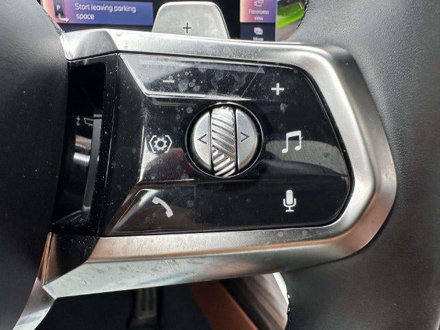 2023 BMW 760 760i xDrive