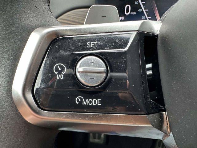 2023 BMW 760 760i xDrive