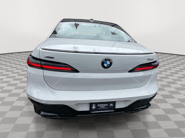 2023 BMW 760 760i xDrive