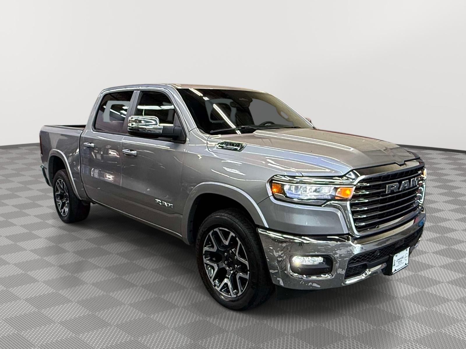 2025 RAM 1500 Laramie Crew Cab 4x4 57' Box