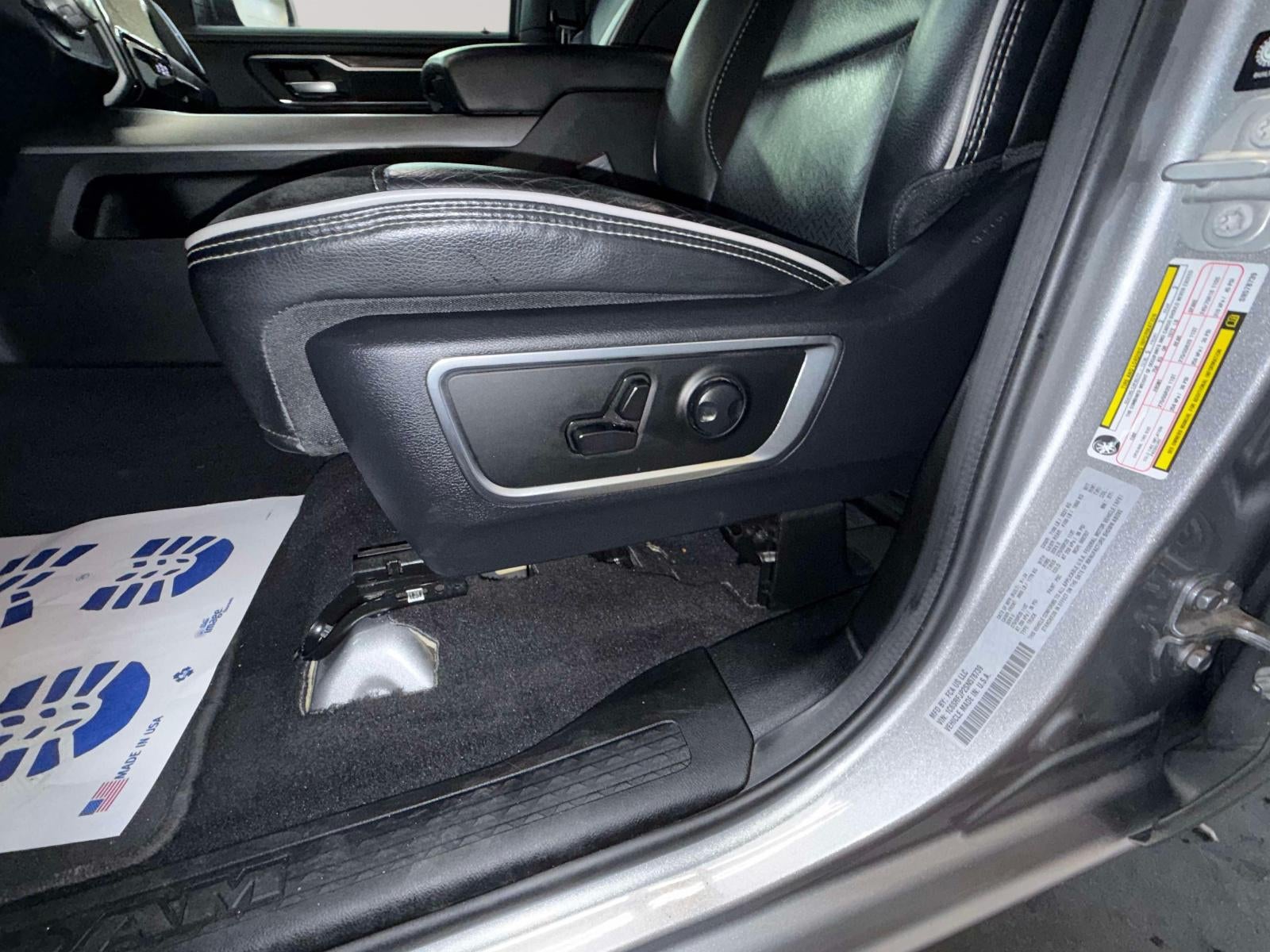 2025 RAM 1500 Laramie Crew Cab 4x4 57' Box
