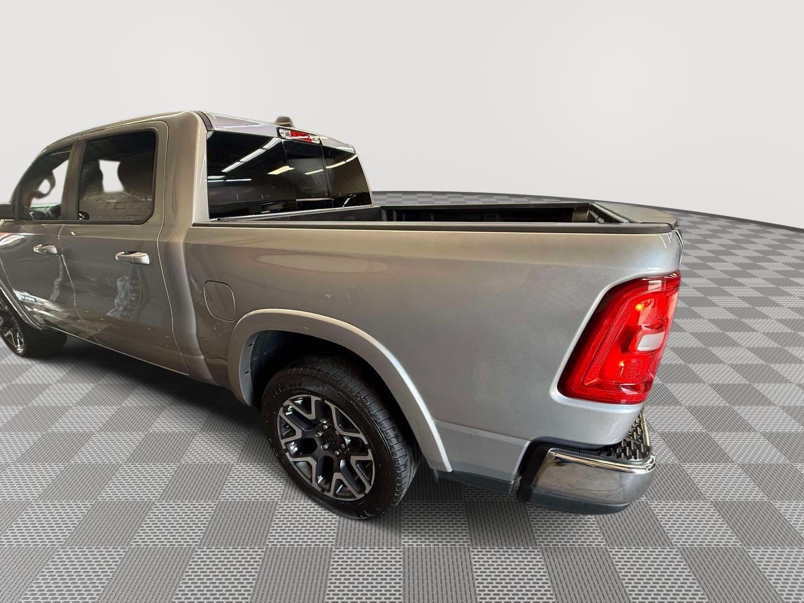 2025 RAM 1500 Laramie Crew Cab 4x4 57' Box