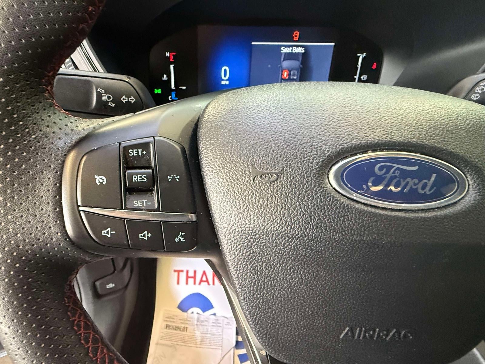 2025 Ford Escape ST-Line Select