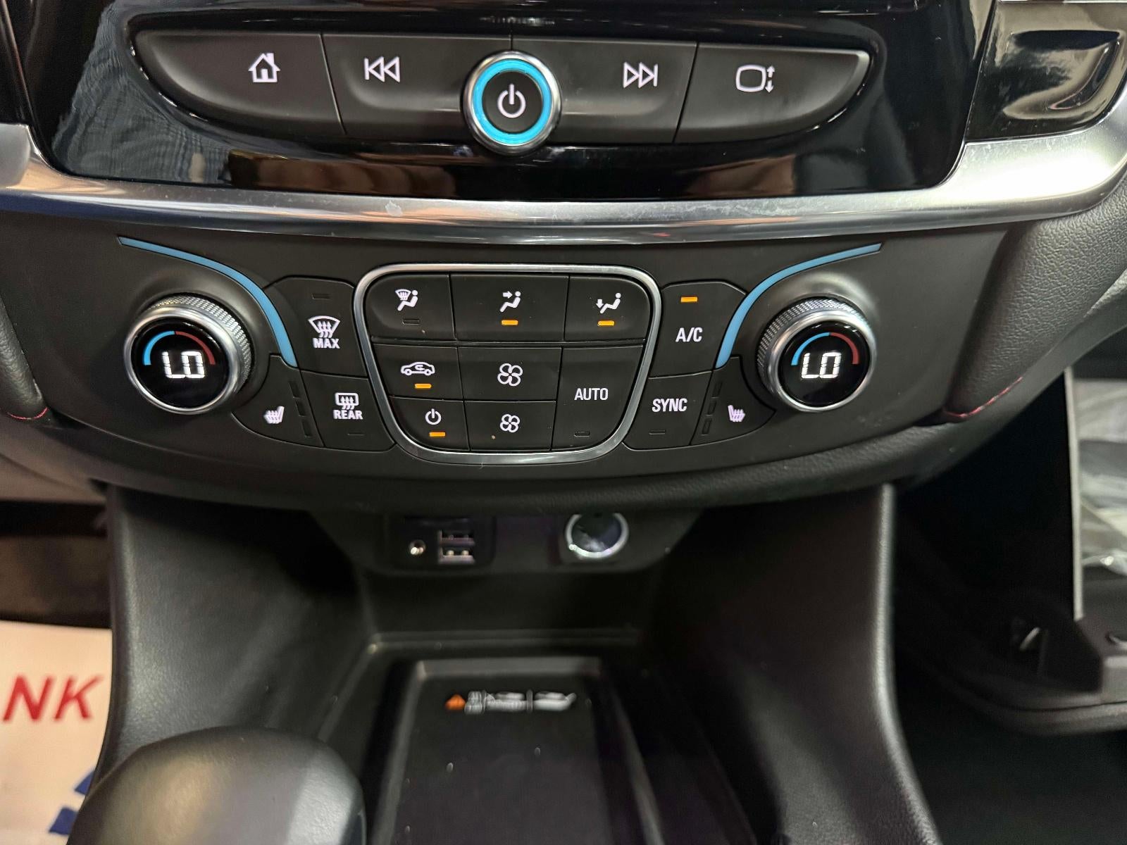 2023 Chevrolet Traverse AWD RS