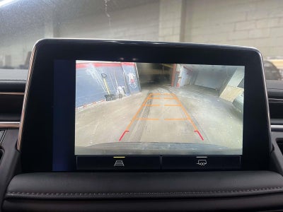 2024 Chevrolet Suburban 4WD LT