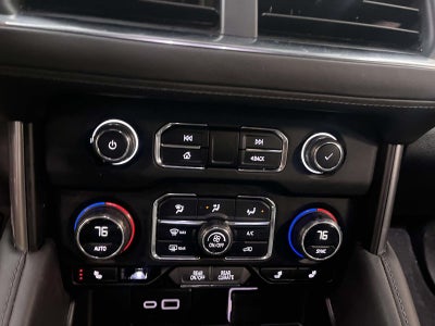 2024 Chevrolet Suburban 4WD LT