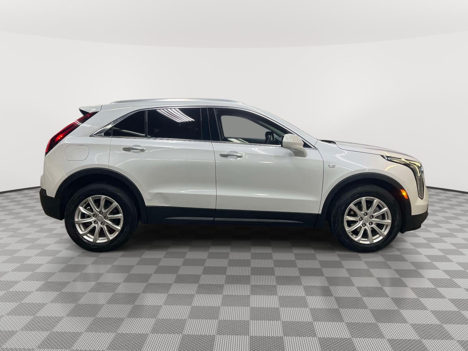 2023 Cadillac XT4 AWD Luxury