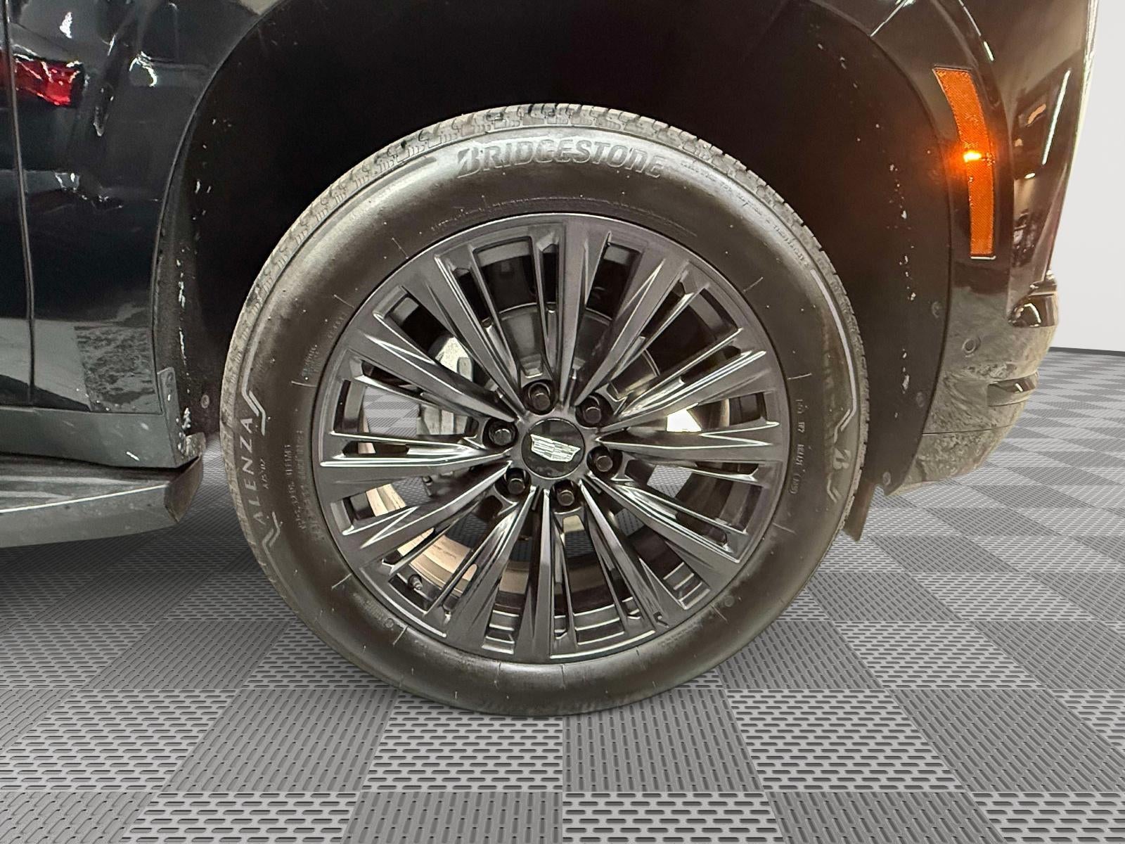 2025 Cadillac Escalade ESV Sport
